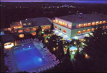 Hostellerie Vallon de Valrugues
